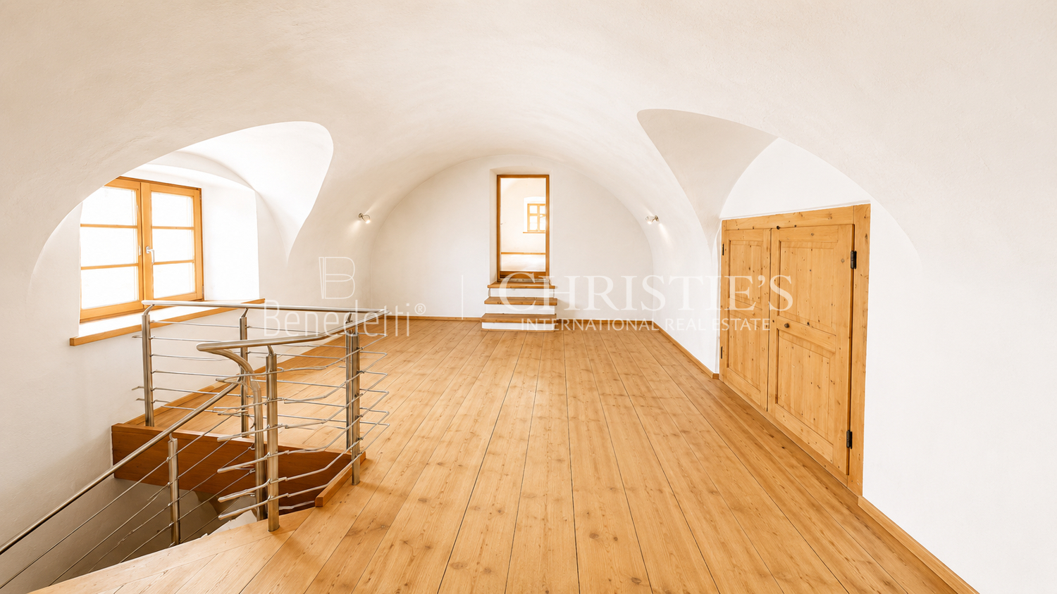 Tschenglsburg – Historic Castle Estate With Exceptional Development Potential