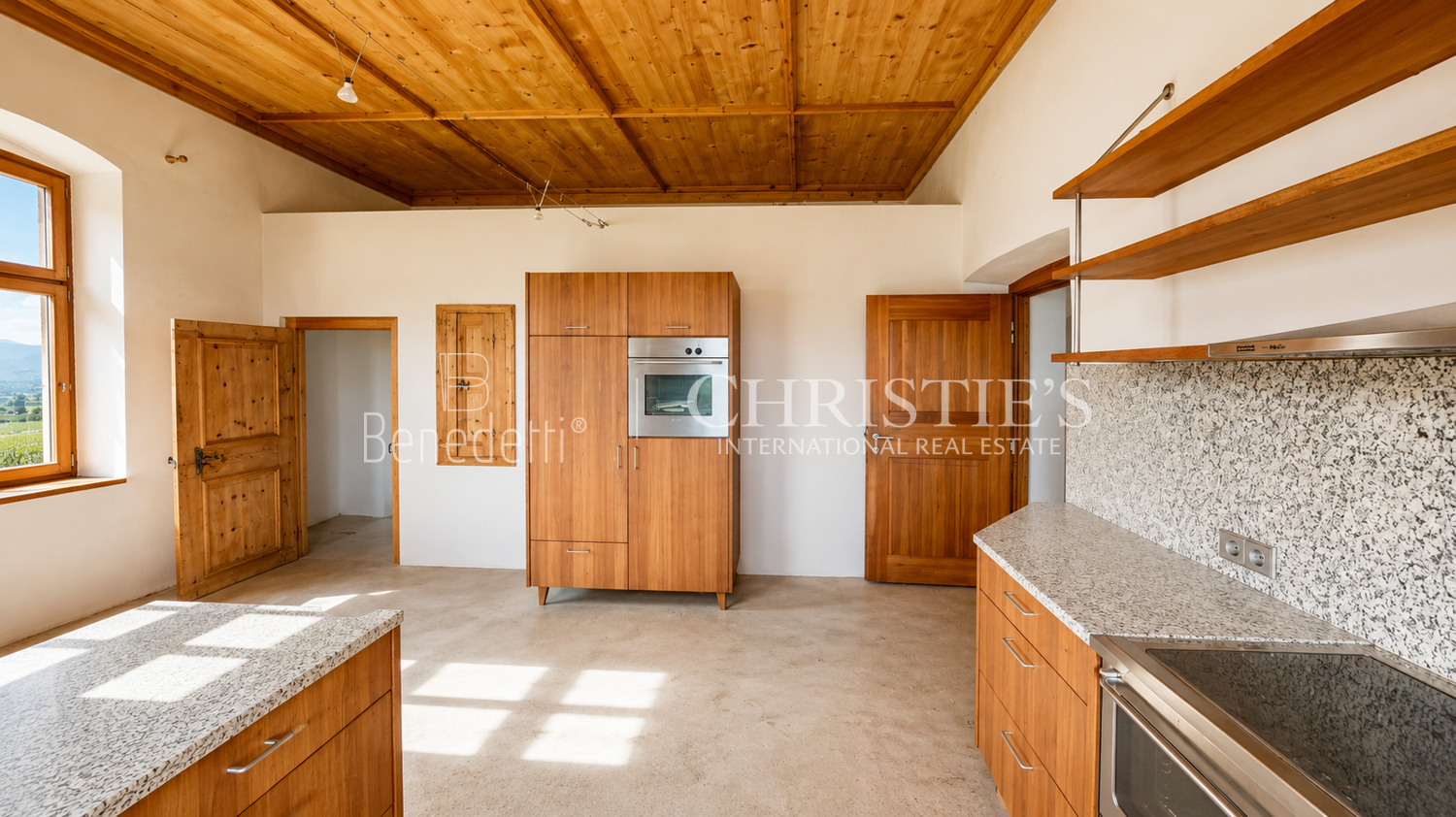 Tschenglsburg – Historic Castle Estate With Exceptional Development Potential