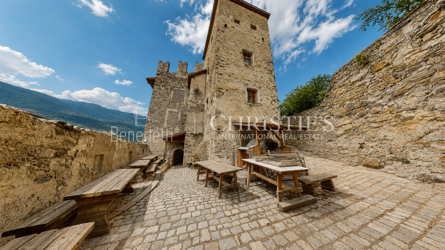 Tschenglsburg – Historic Castle Estate With Exceptional Development Potential