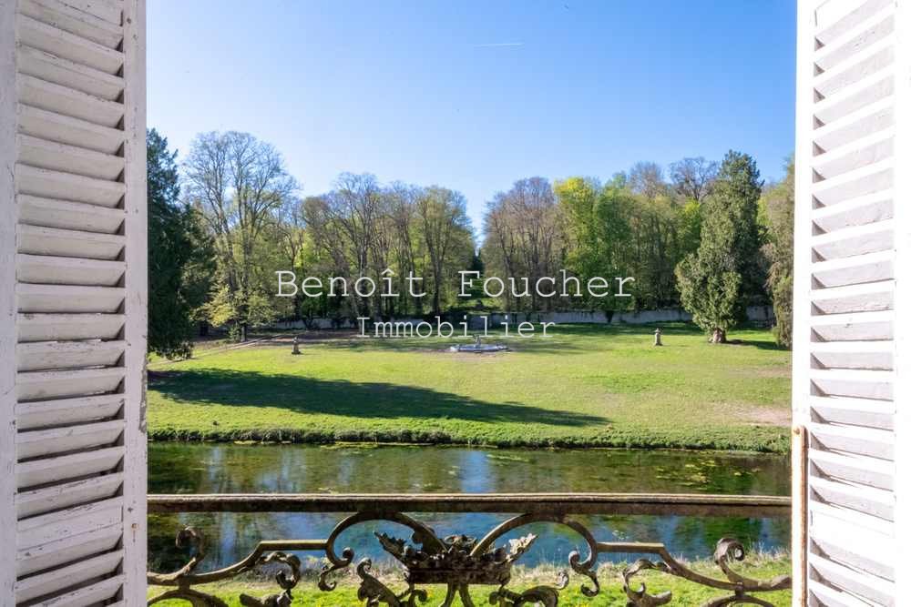 17th Century Castle And Outbuildings Already In Use 45 Minutes From Paris Vexin Regional Natural