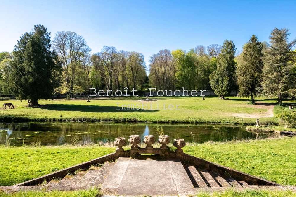 17th Century Castle And Outbuildings Already In Use 45 Minutes From Paris Vexin Regional Natural