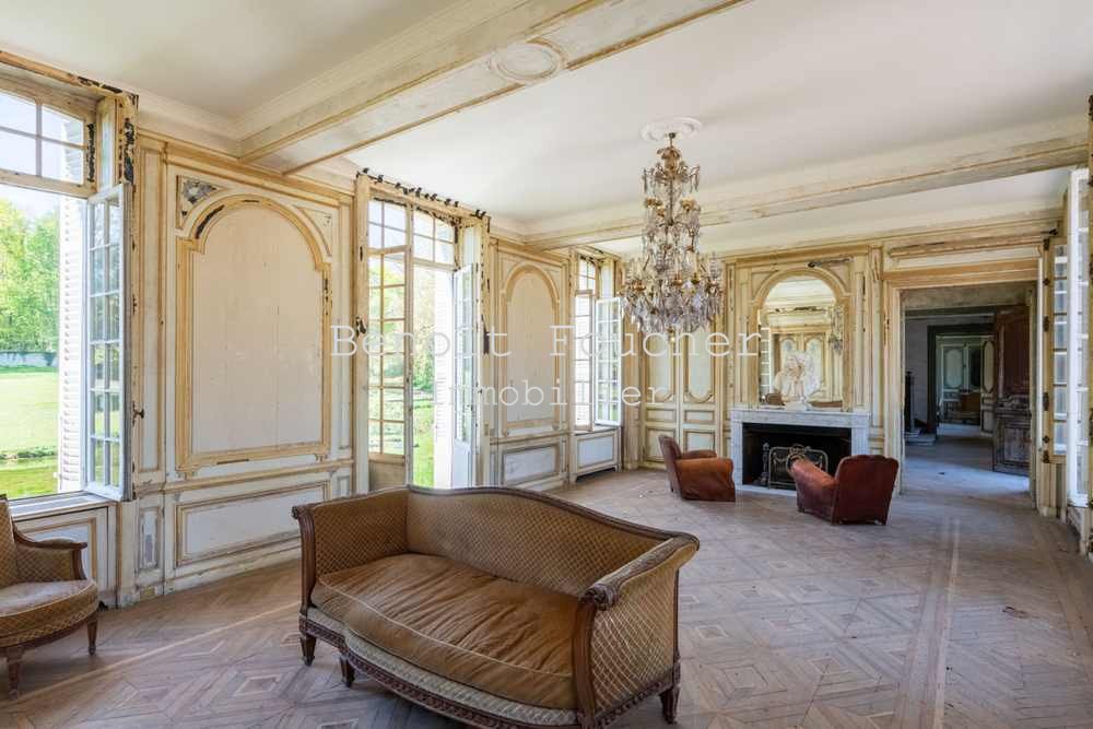 17th Century Castle And Outbuildings Already In Use 45 Minutes From Paris Vexin Regional Natural
