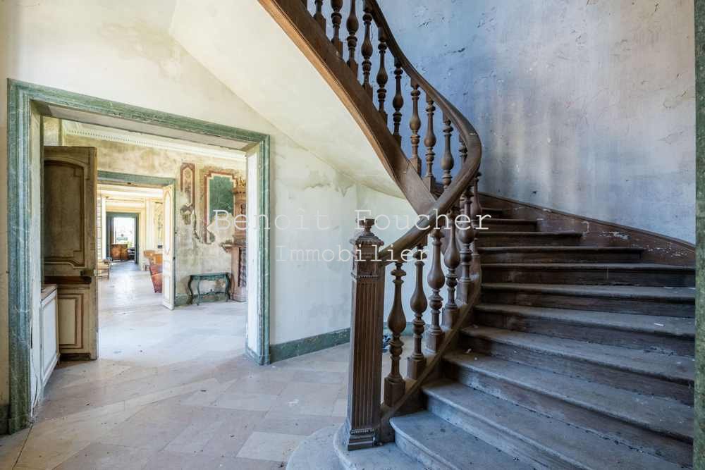 17th Century Castle And Outbuildings Already In Use 45 Minutes From Paris Vexin Regional Natural