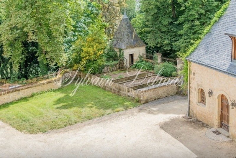 18 Room Property For Sale Near Tours (37) - 5