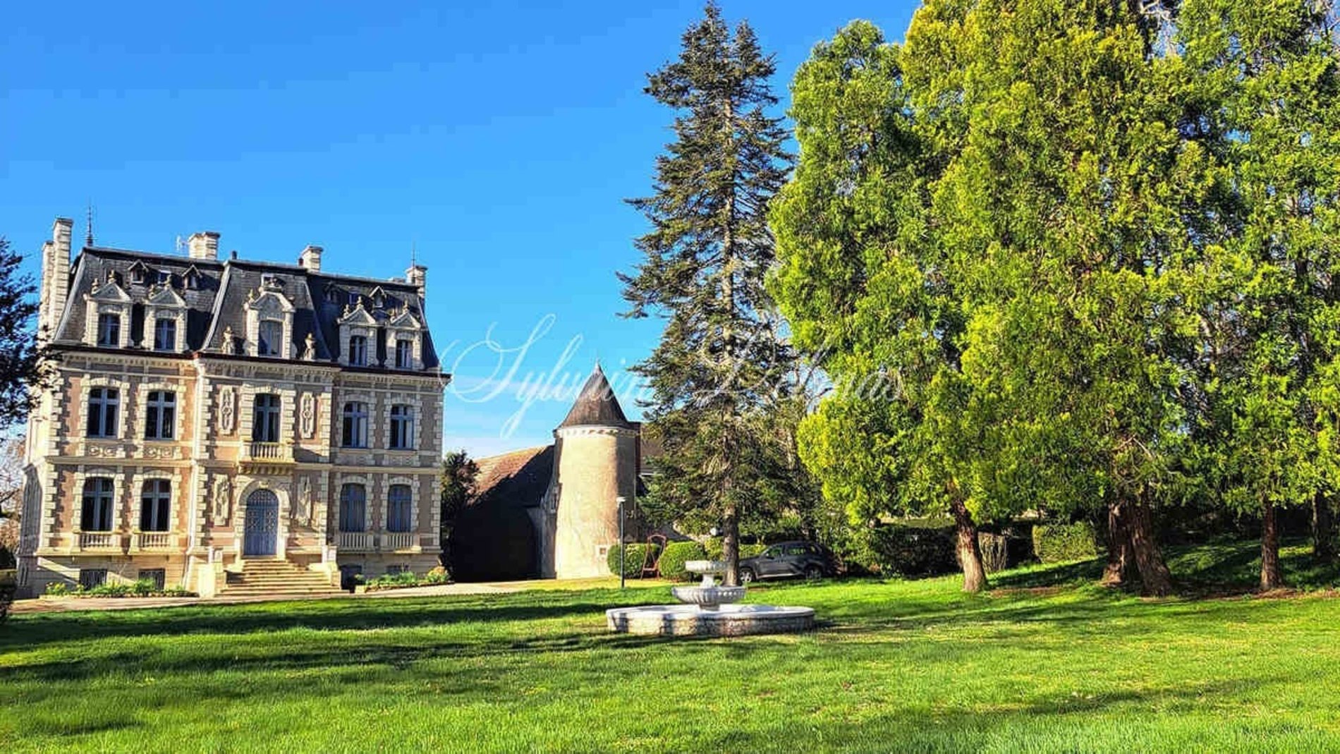 50 Room Property For Sale Near Tours (37)