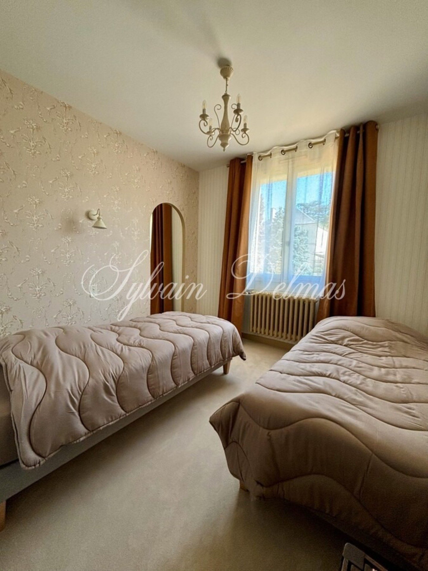 50 Room Property For Sale Near Tours (37)