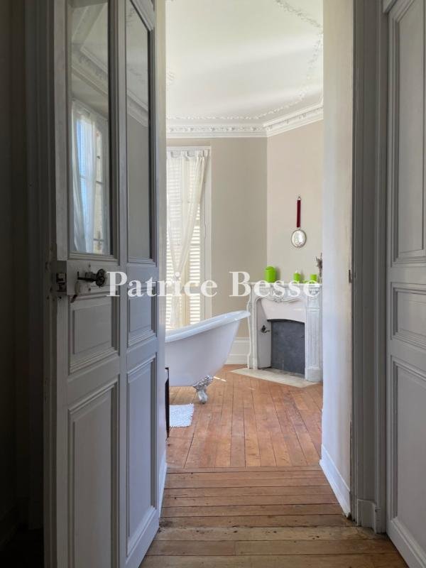 A 19th Century Chateau And Its Outbuildings, On 10 Hectare Grounds In The Natural And
