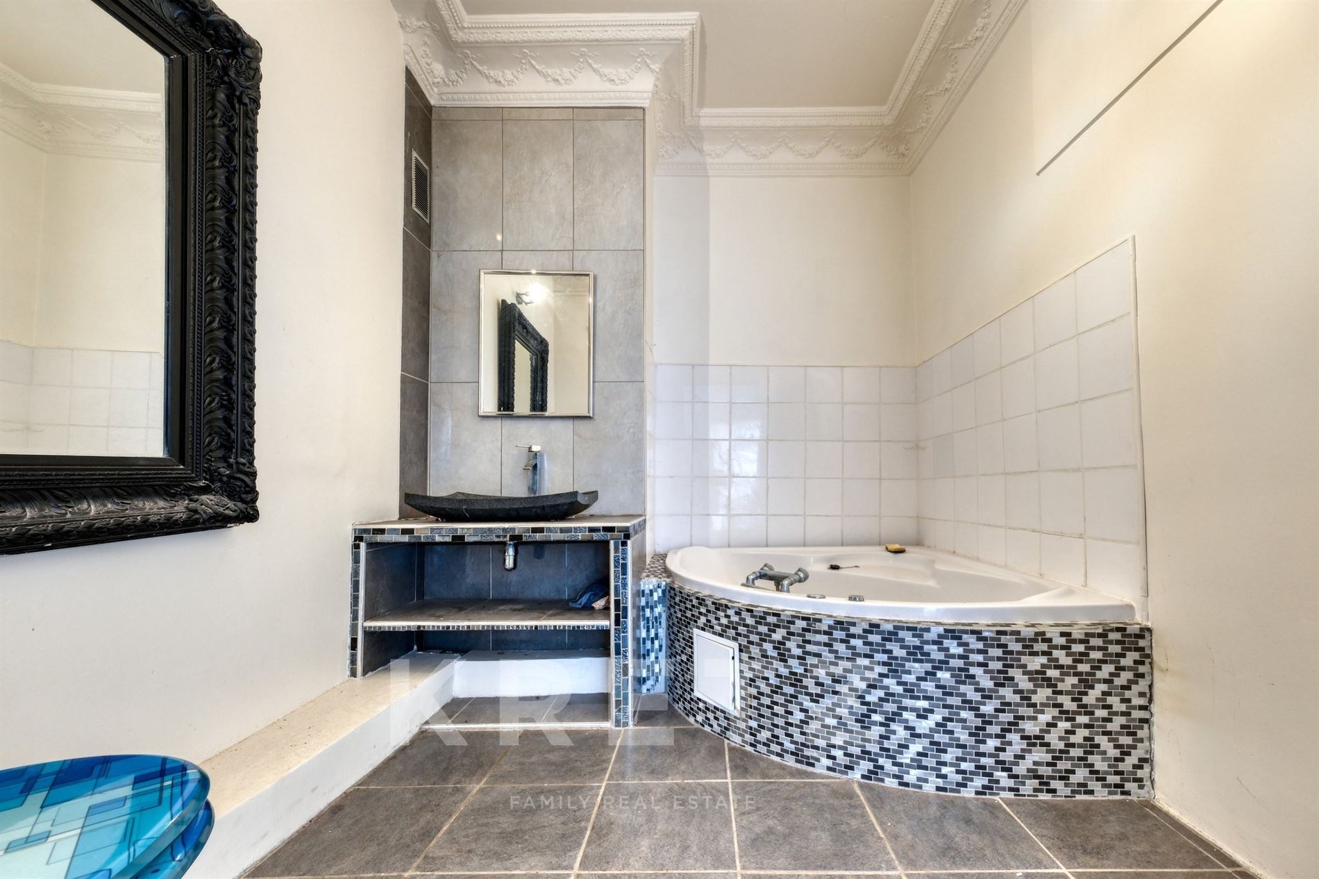 A 19th Century Château Near Paris With A Private Chapel And 5.8 Hectares Of Park Land