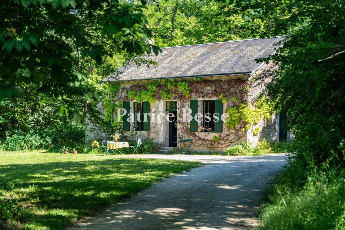 A 19th Century Chateau With Outbuildings And Equestrian Facilities, In A 20 Hectare Landscaped