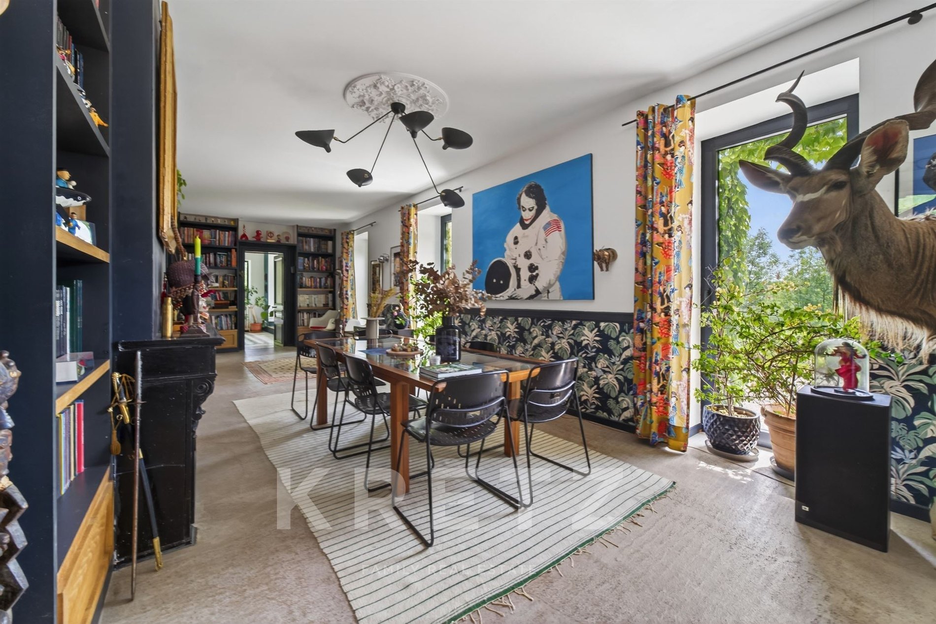 A Château Reinvented In A Contemporary Loft Style