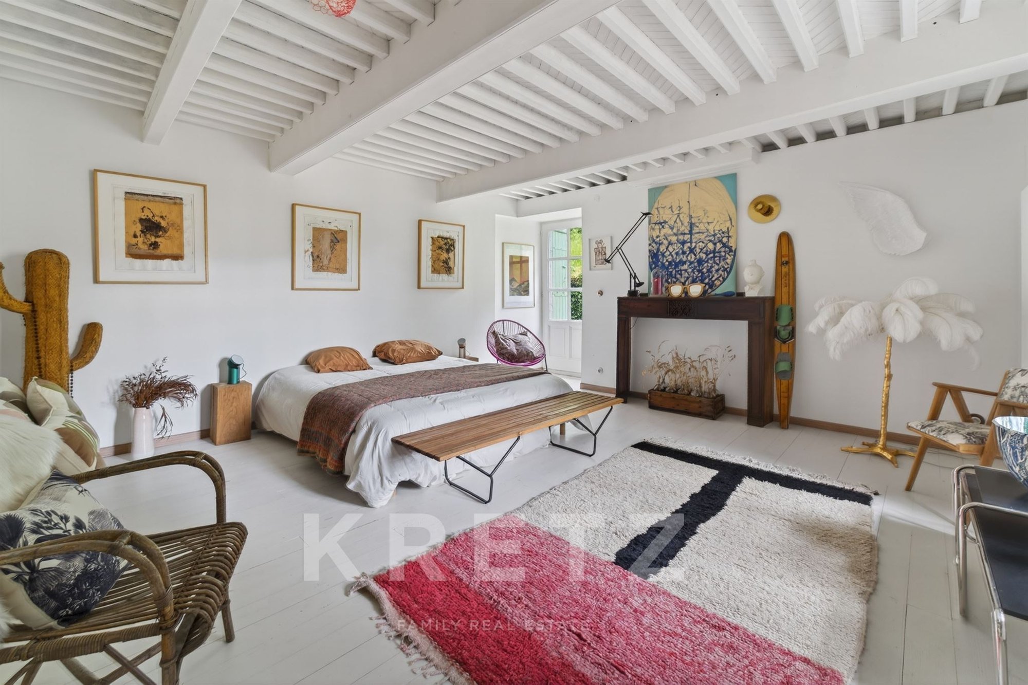 A Château Reinvented In A Contemporary Loft Style