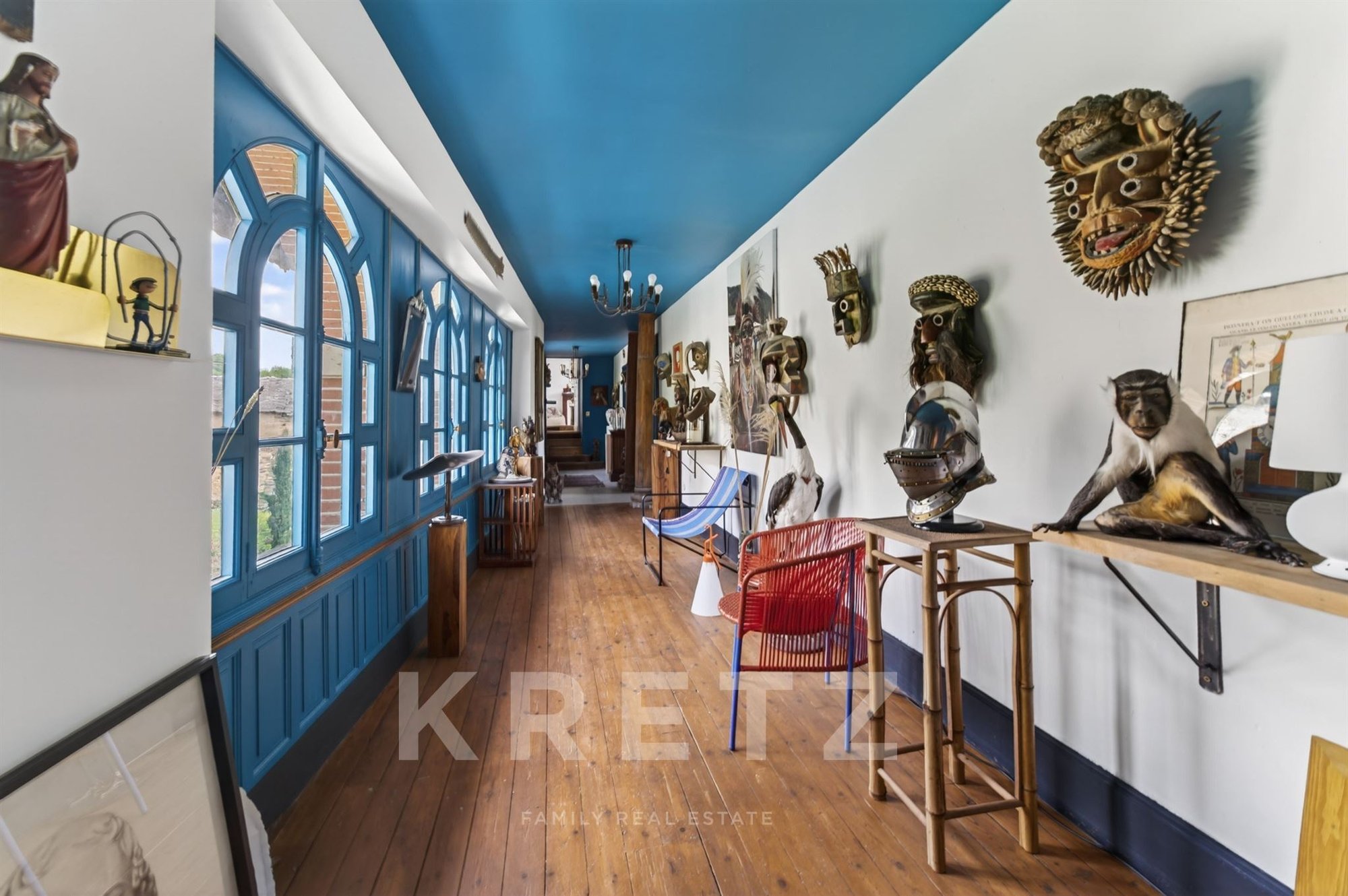 A Château Reinvented In A Contemporary Loft Style