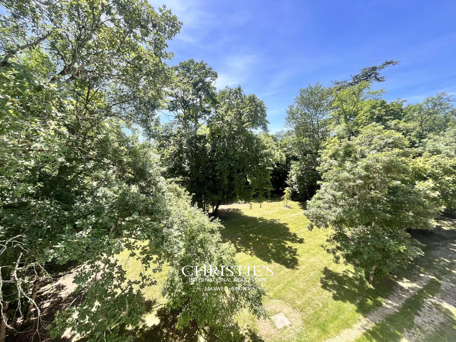 A Historic House With Elegantly Restored Interiors, In The Heart Of Gascony