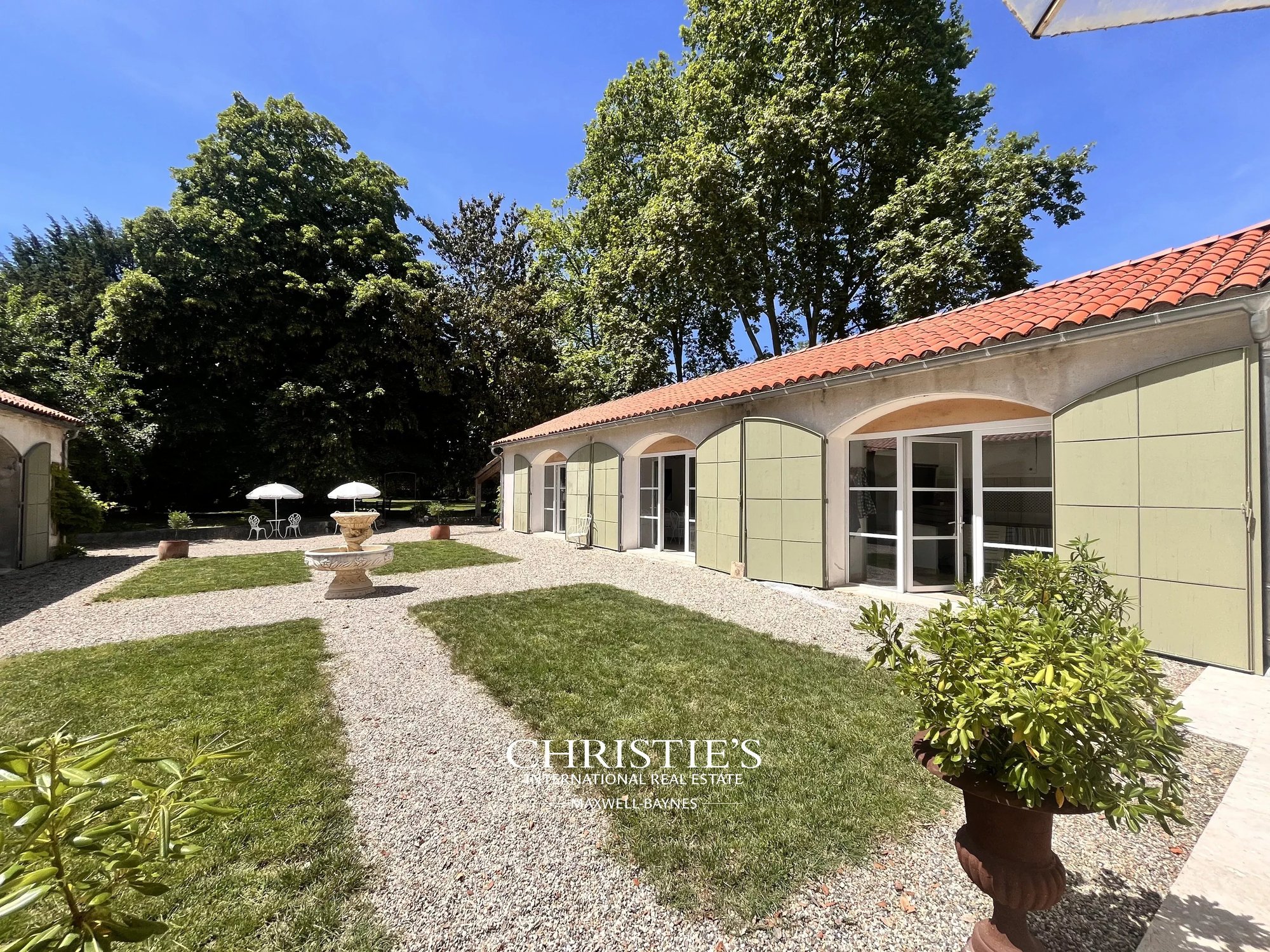 A Historic House With Elegantly Restored Interiors, In The Heart Of Gascony