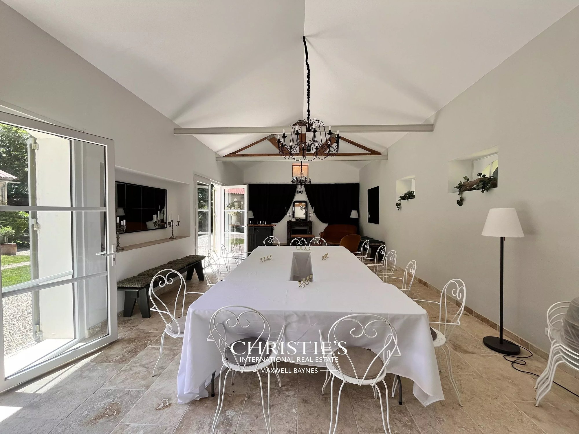 A Historic House With Elegantly Restored Interiors, In The Heart Of Gascony
