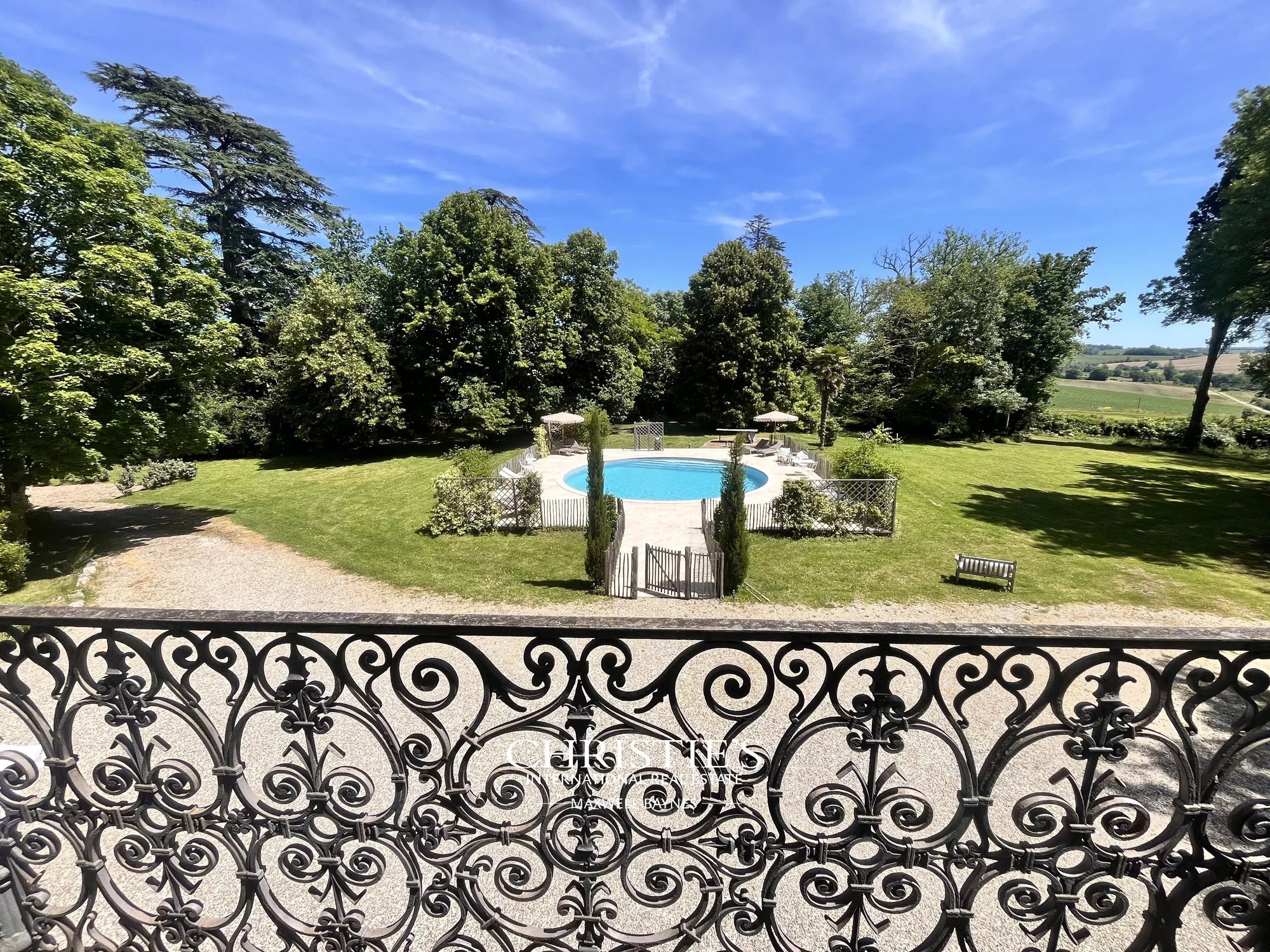 A Historic House With Elegantly Restored Interiors, In The Heart Of Gascony