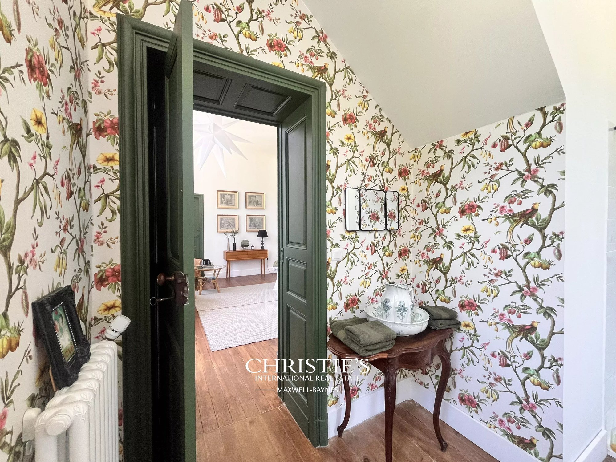 A Historic House With Elegantly Restored Interiors, In The Heart Of Gascony