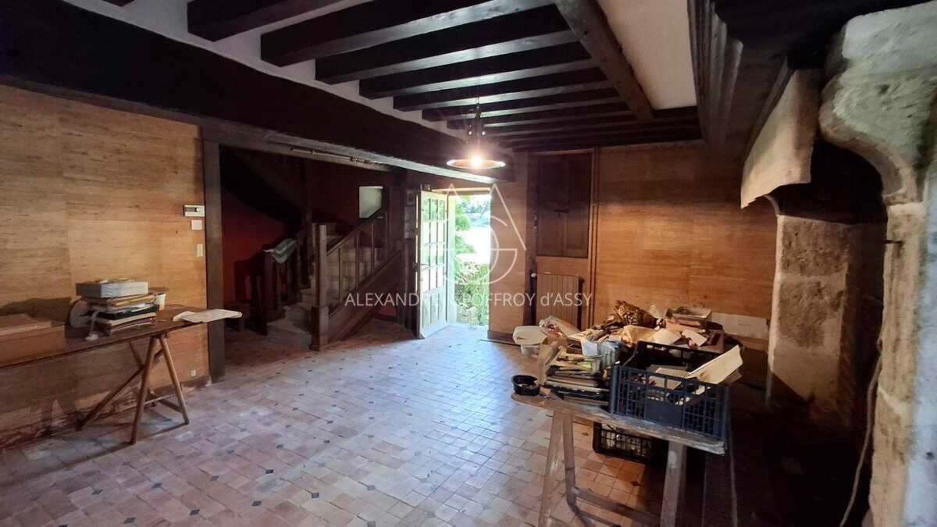 A Magnificent Collection Of Castles Dating From The 15th, 17th And 18th Centuries, Located 1 Hour An