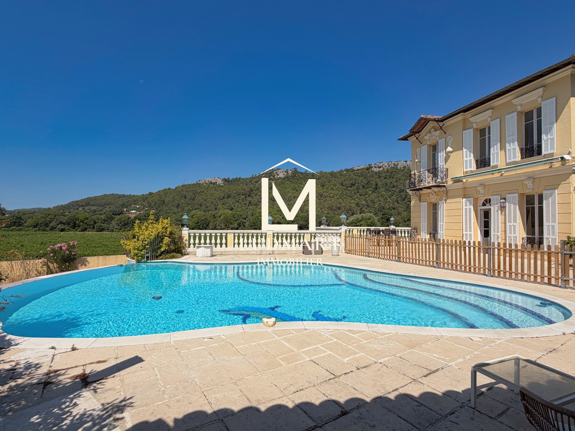 A Timeless Provençal Estate Combining Heritage, Vineyards And Exceptional Potential