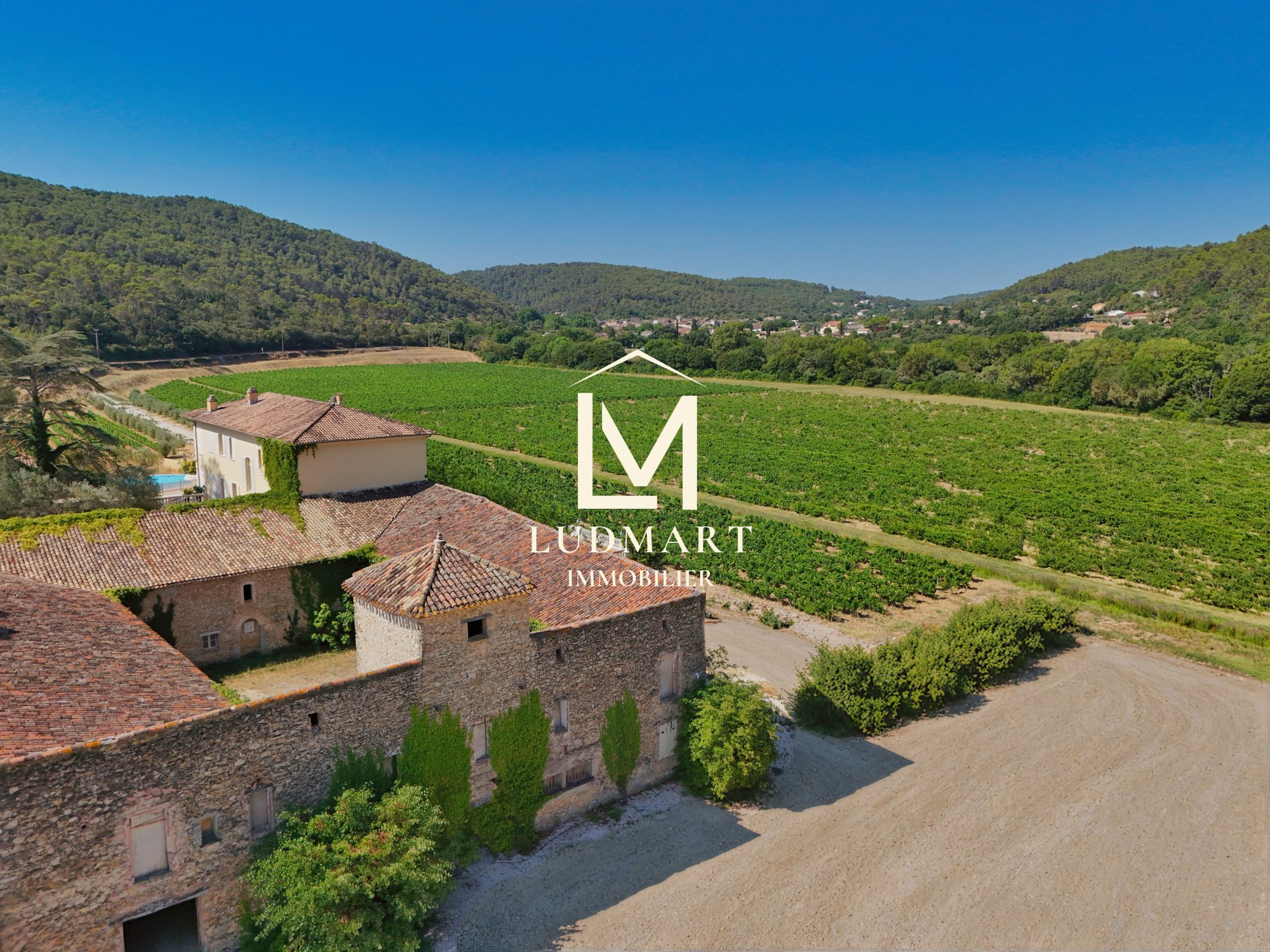 A Timeless Provençal Estate Combining Heritage, Vineyards And Exceptional Potential
