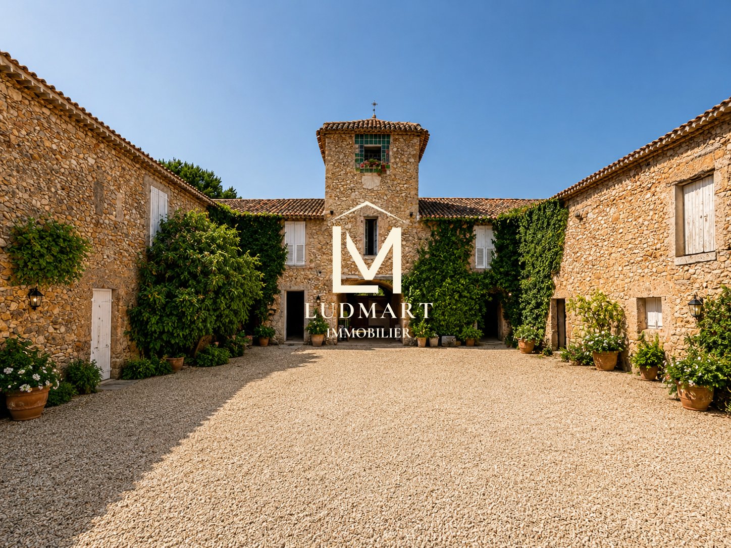 A Timeless Provençal Estate Combining Heritage, Vineyards And Exceptional Potential