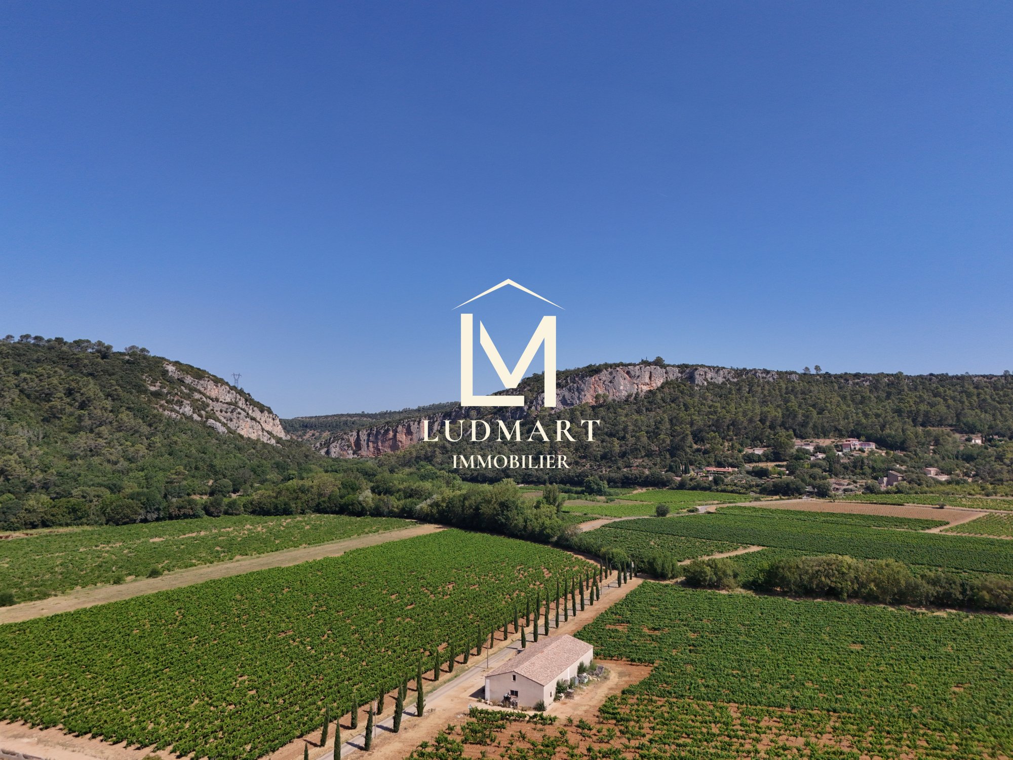 A Timeless Provençal Estate Combining Heritage, Vineyards And Exceptional Potential