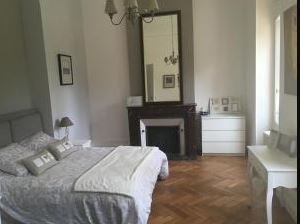 A Vendre Un Château 12 Pièces Sans Travaux A Bazas Proche Bordeaux (Entièrement Rénové)