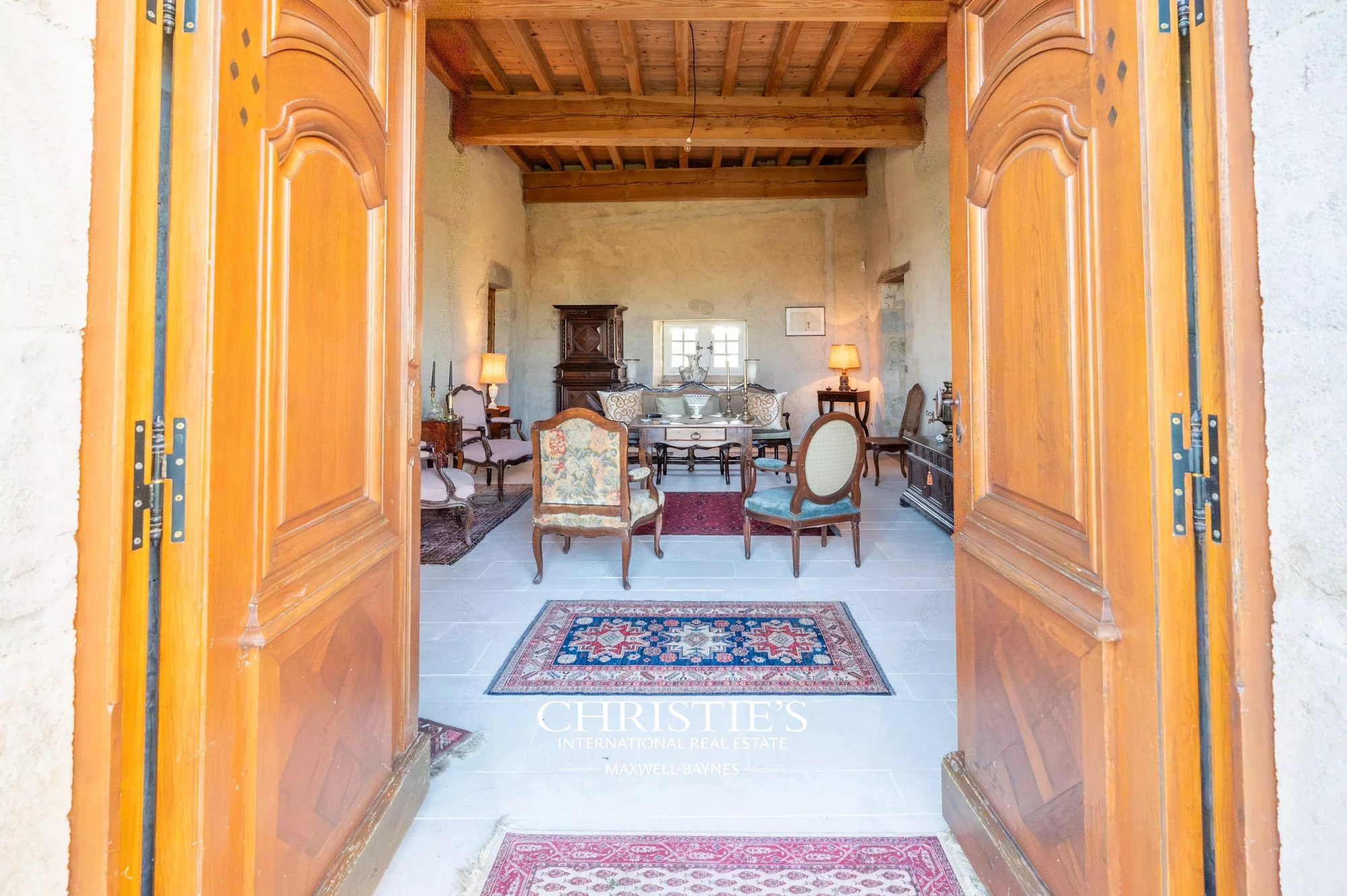 An Elegant 13th Century Château With Impressive Proportions And Its Guest House, Offering Panoramic