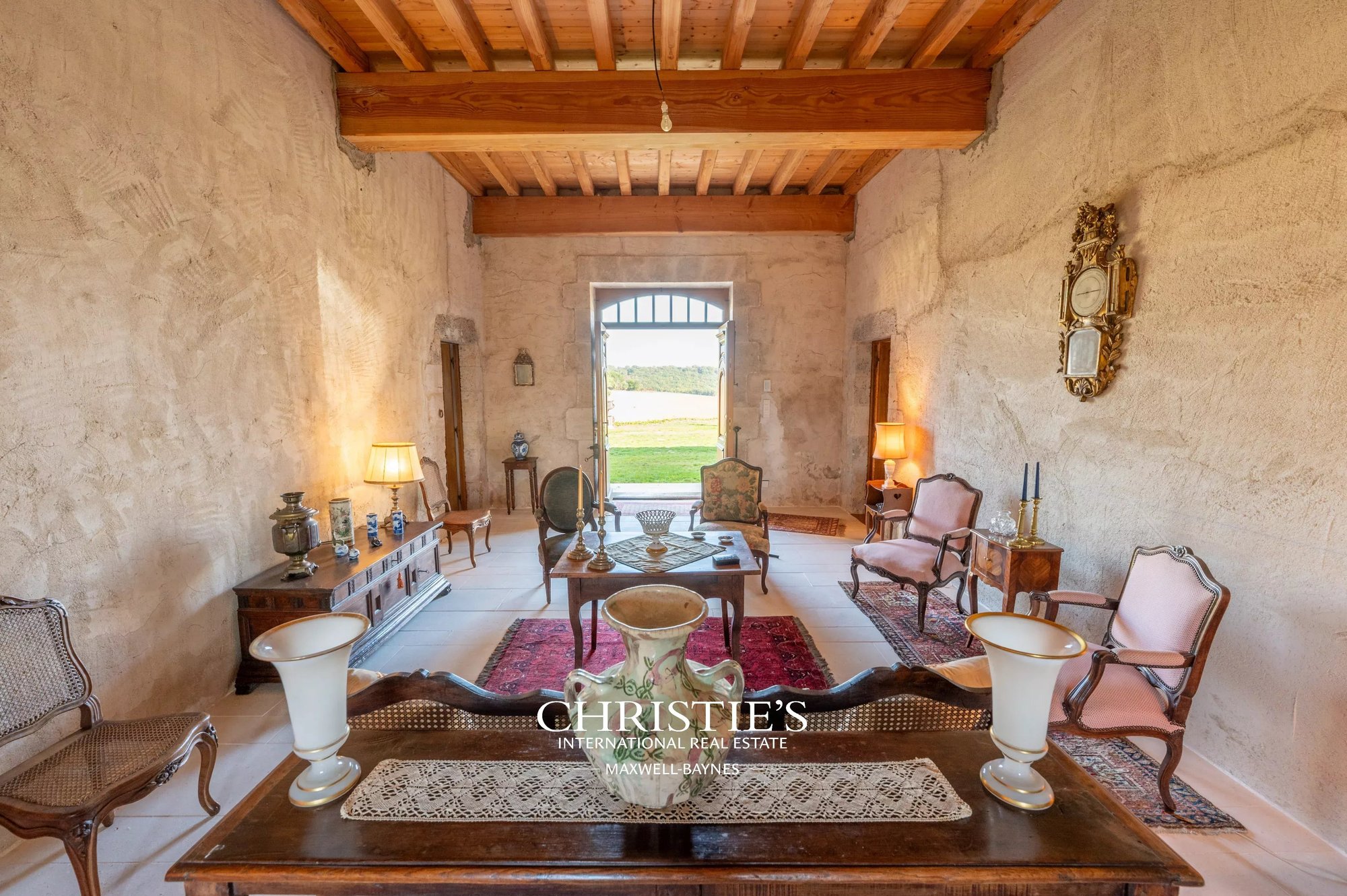 An Elegant 13th Century Château With Impressive Proportions And Its Guest House, Offering Panoramic