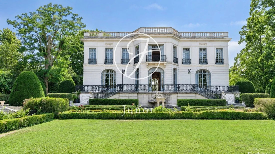 Anet Eure Et Loir 515 Sqm. A Neoclassical Castle With 9 Bedrooms