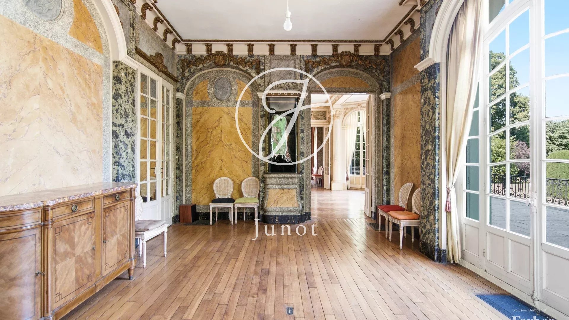 Anet Eure Et Loir 515 Sqm. A Neoclassical Castle With 9 Bedrooms