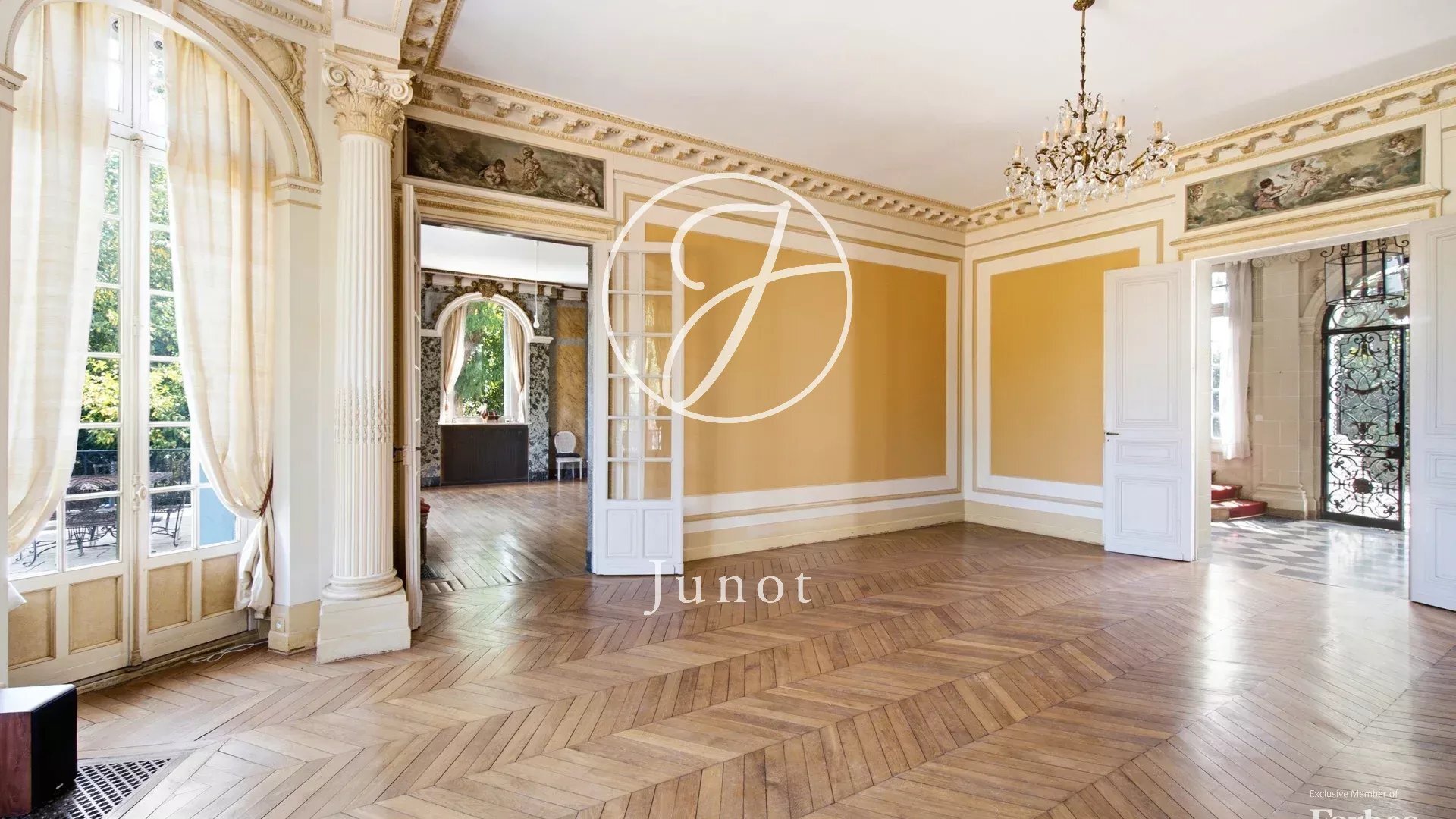 Anet Eure Et Loir 515 Sqm. A Neoclassical Castle With 9 Bedrooms