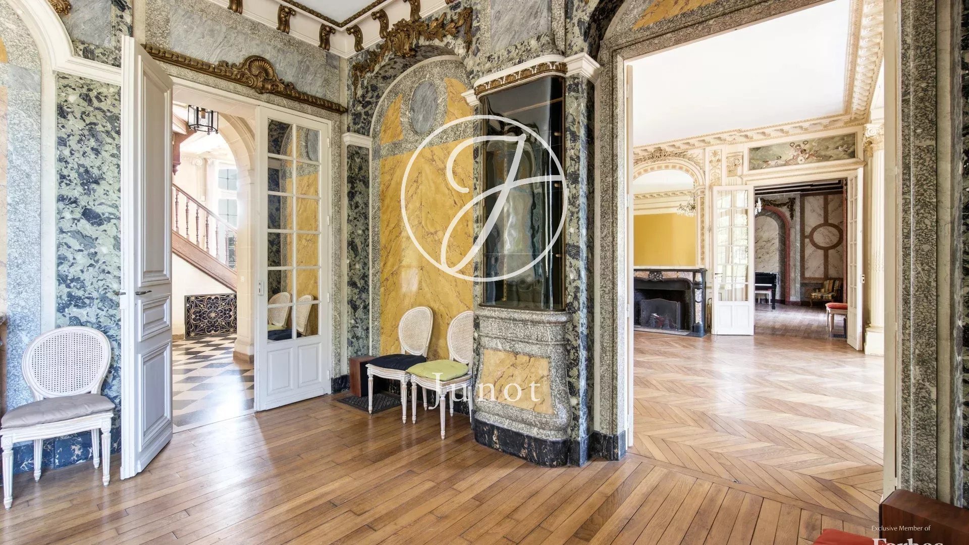 Anet Eure Et Loir 515 Sqm. A Neoclassical Castle With 9 Bedrooms