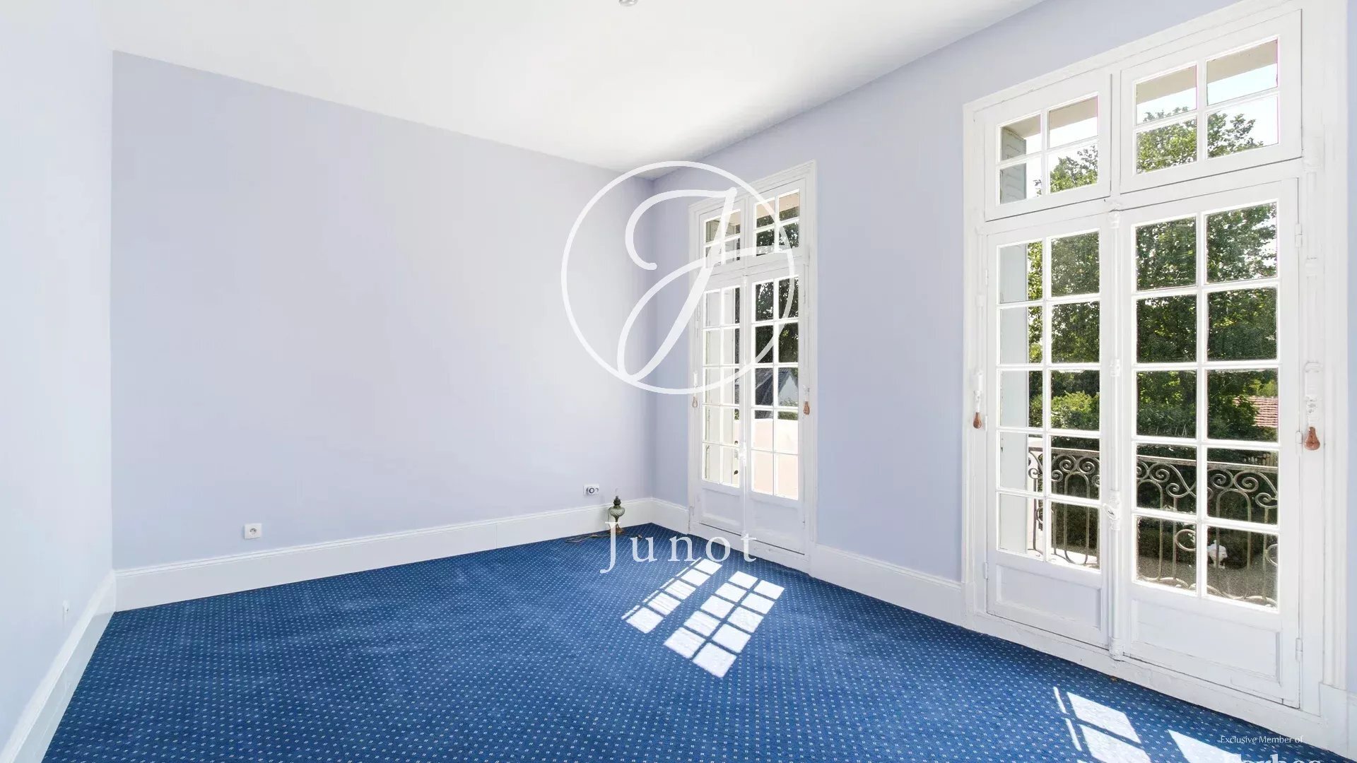 Anet Eure Et Loir 515 Sqm. A Neoclassical Castle With 9 Bedrooms