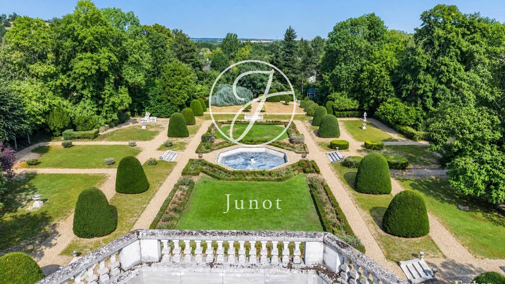 Anet Eure Et Loir 515 Sqm. A Neoclassical Castle With 9 Bedrooms