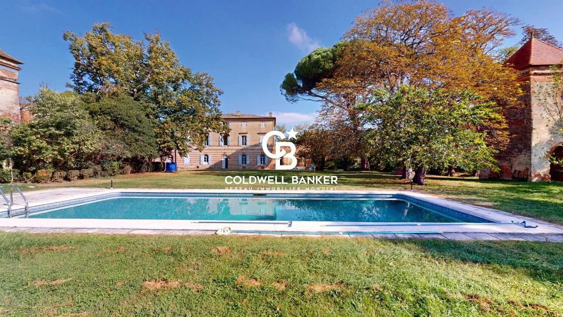 Architectural Character And Authenticity On The Outskirts Of Toulouse.