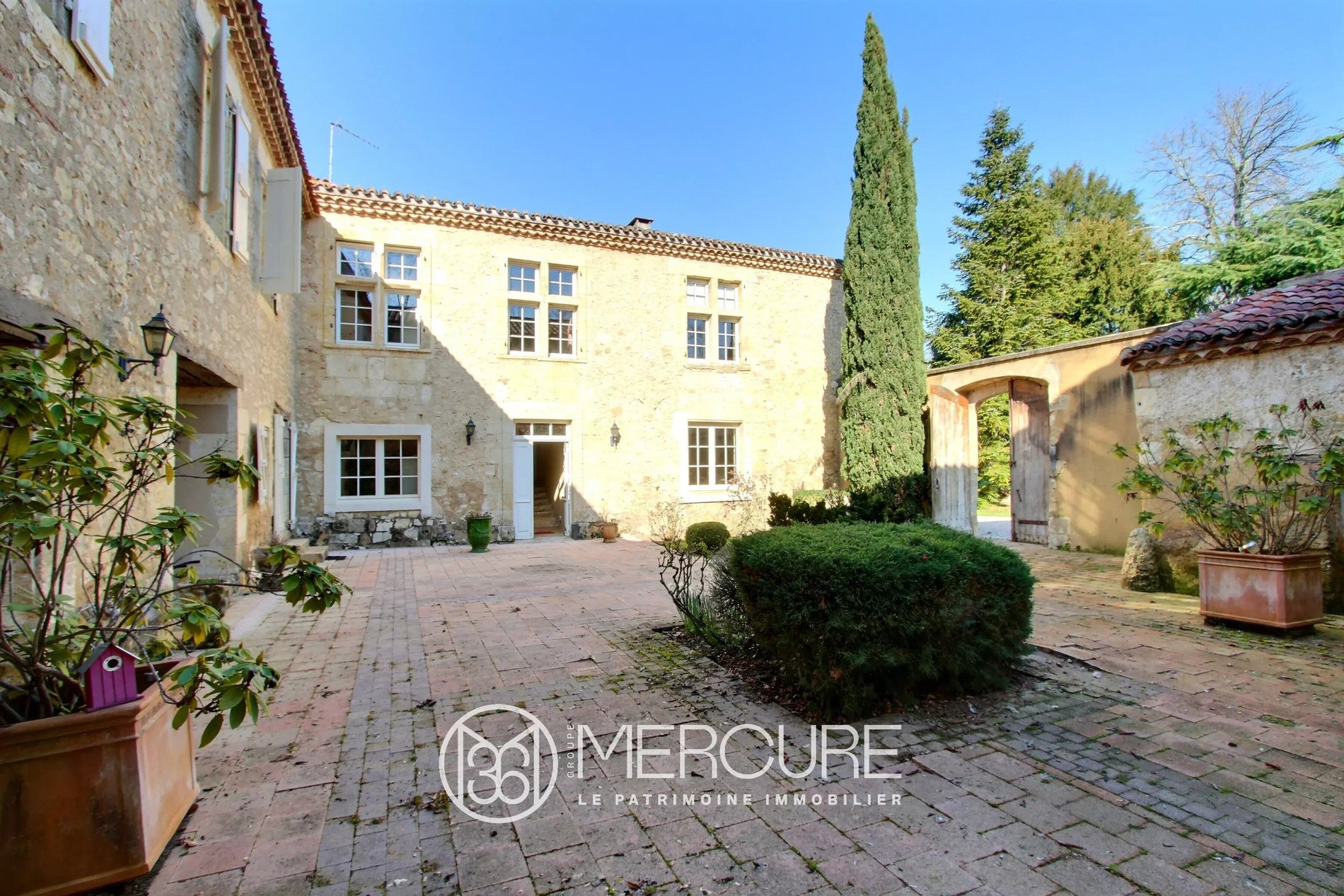 Beautiful Manor House Pool Park Of 2 Hectares