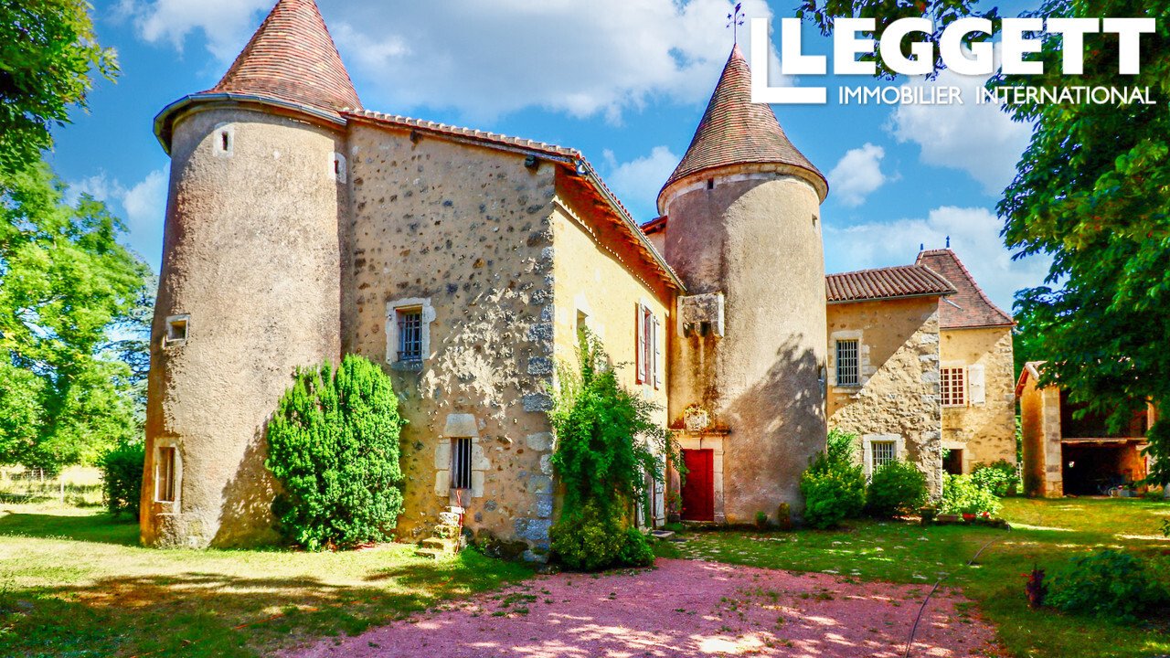 Beautiful Spacious 15th Century 5 Bed Logis Within Its Own 1.5ha Park; Riverside Location; Near Am