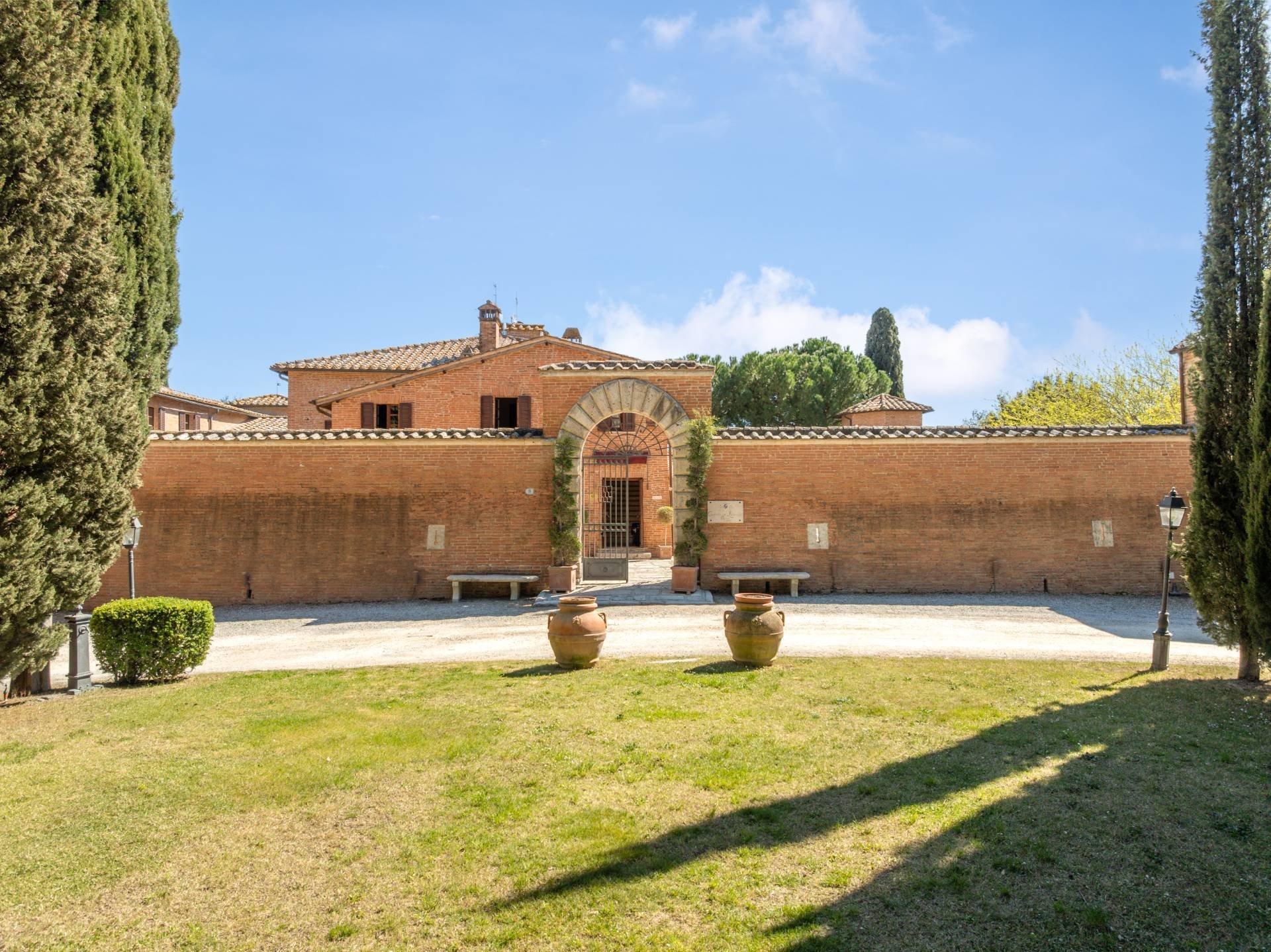 Castello In Vendita A Asciano