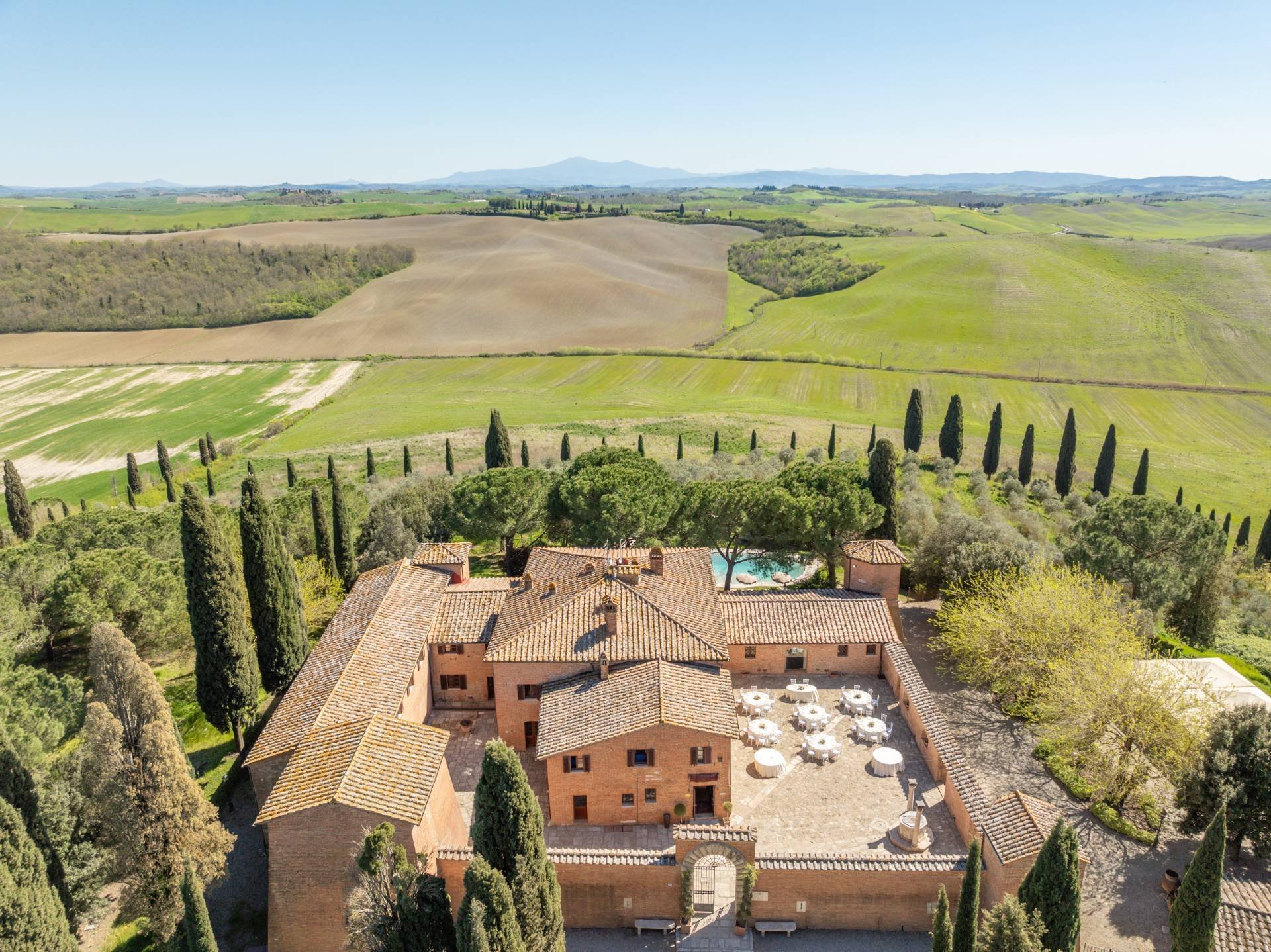 Castello In Vendita A Asciano