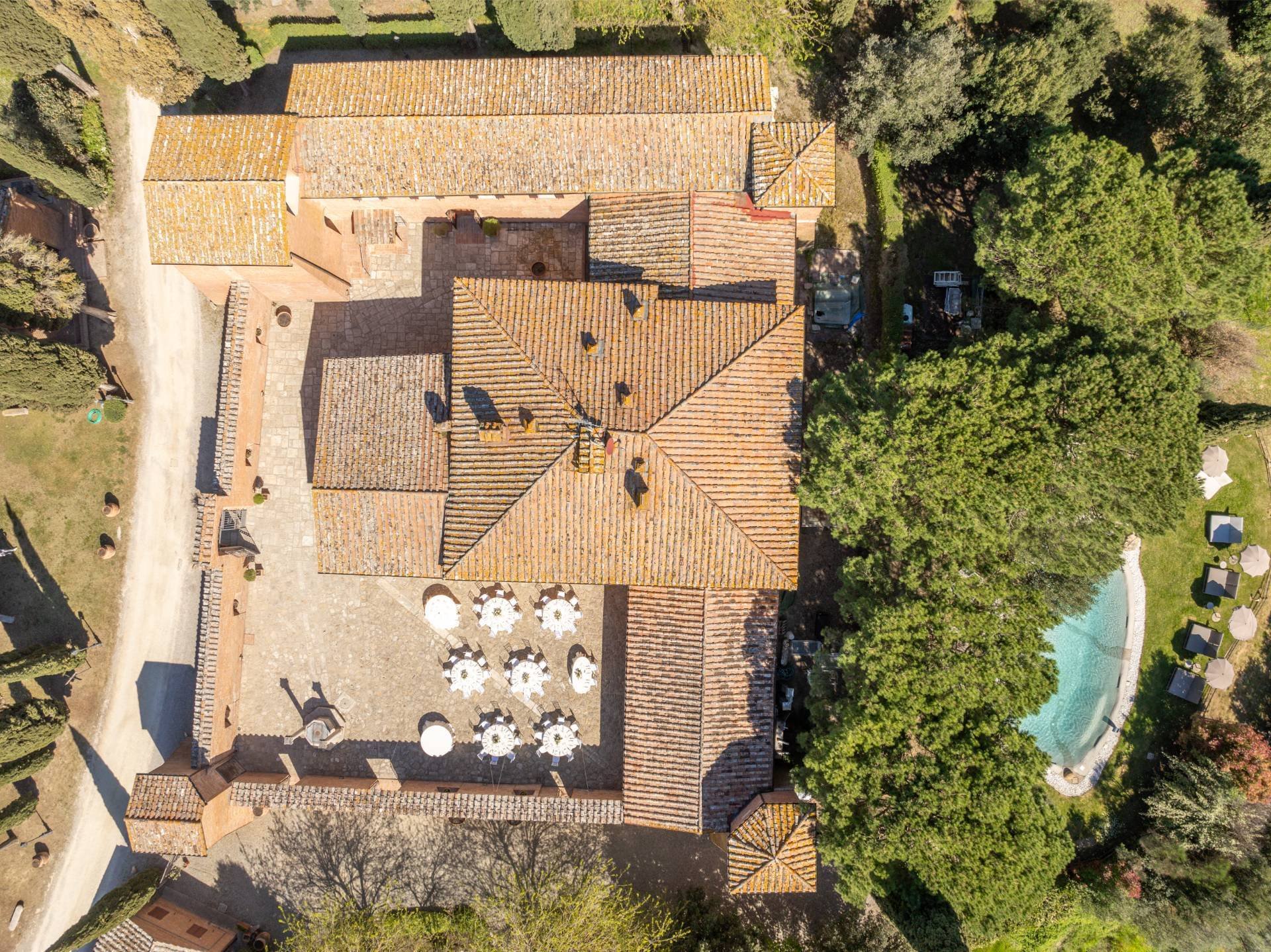Castello In Vendita A Asciano
