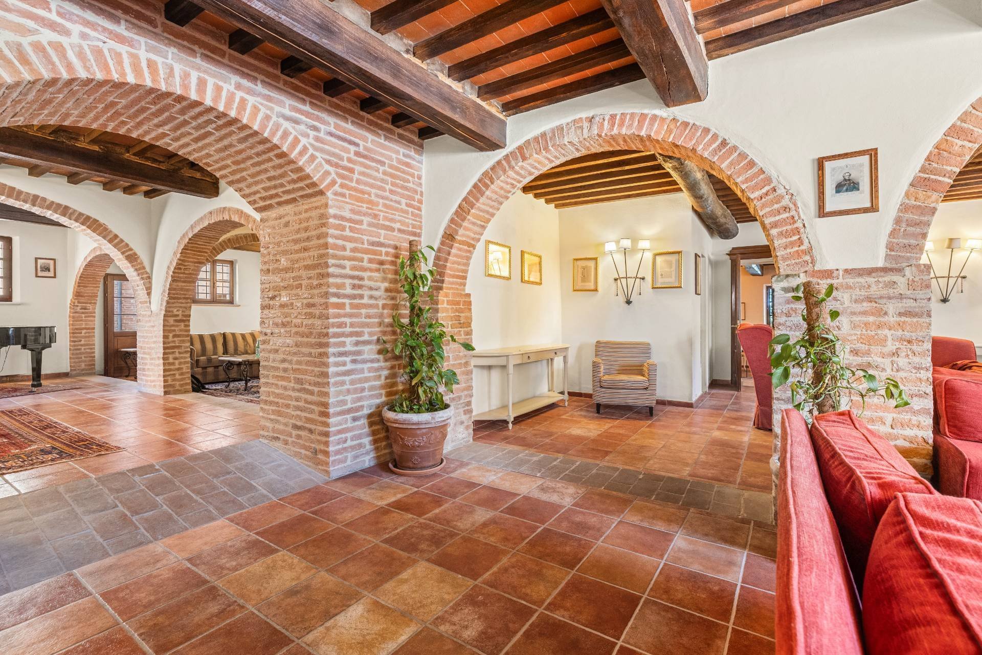 Castello In Vendita A Asciano