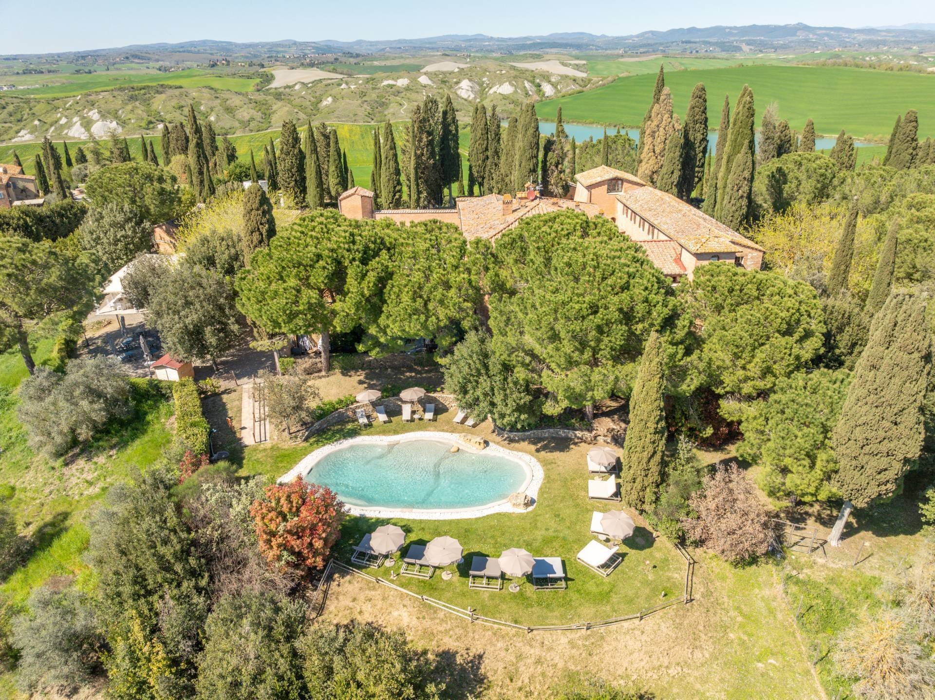 Castello In Vendita A Asciano