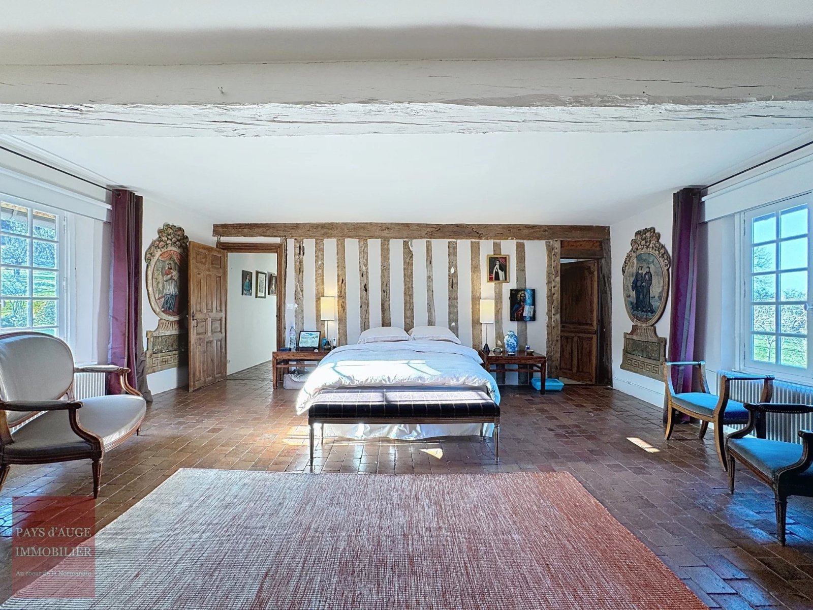 Castle 12 Room(s) 7 Bedroom(s) 400 M²