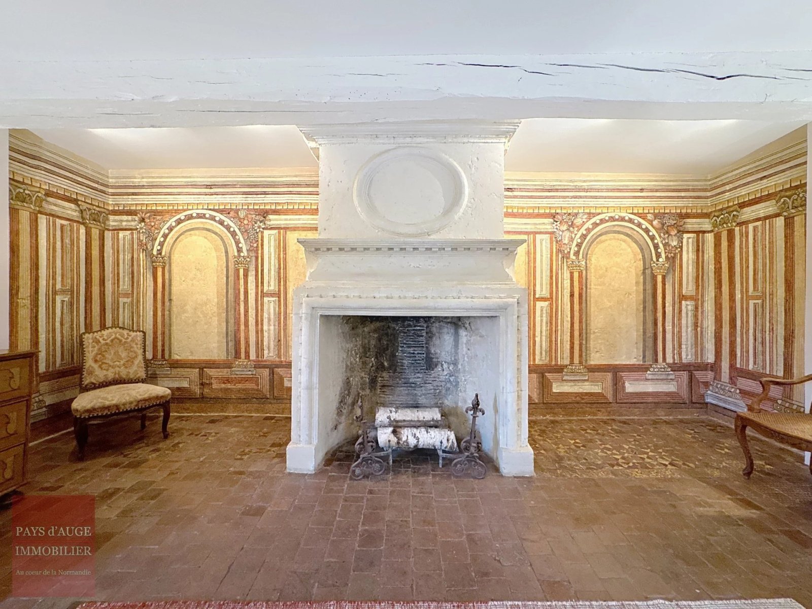 Castle 12 Room(s) 7 Bedroom(s) 400 M²