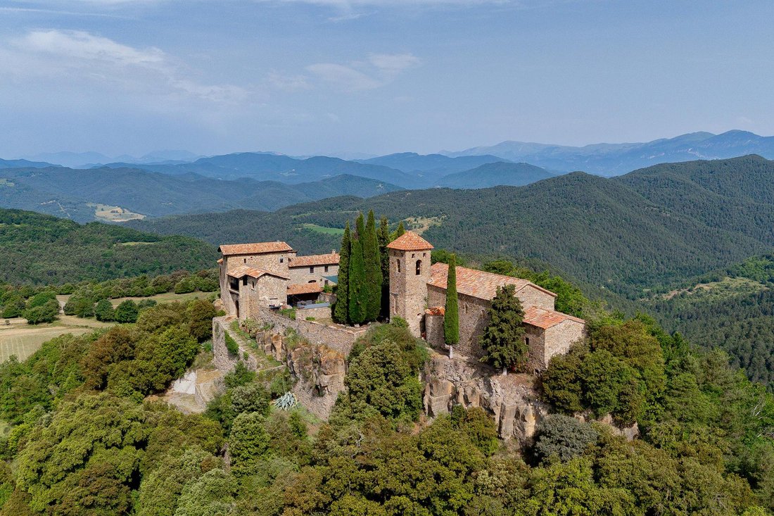 Castle Of Llaés. A 1,000 Year Old Historical Gem For Sale In Girona - 5
