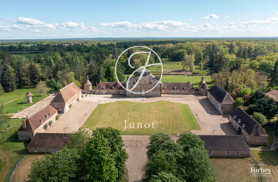 Château Bourges 500.0 Sqm 6 Bedrooms - 2