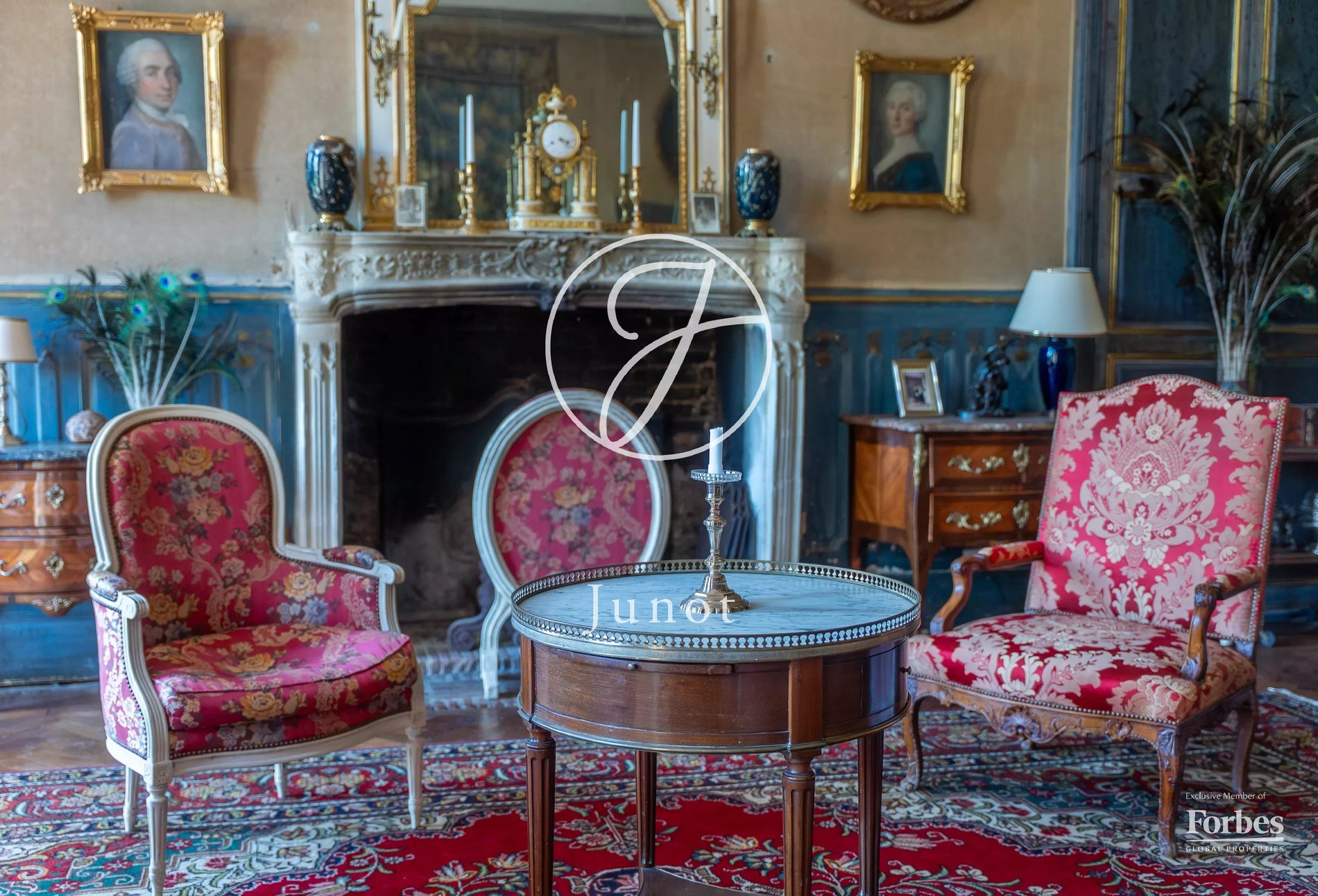 Château Bourges 500.0 Sqm 6 Bedrooms