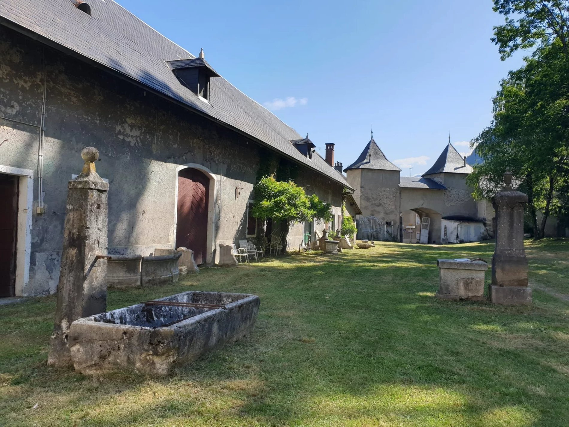 Chateau With Medieval Origins, Mh Listed