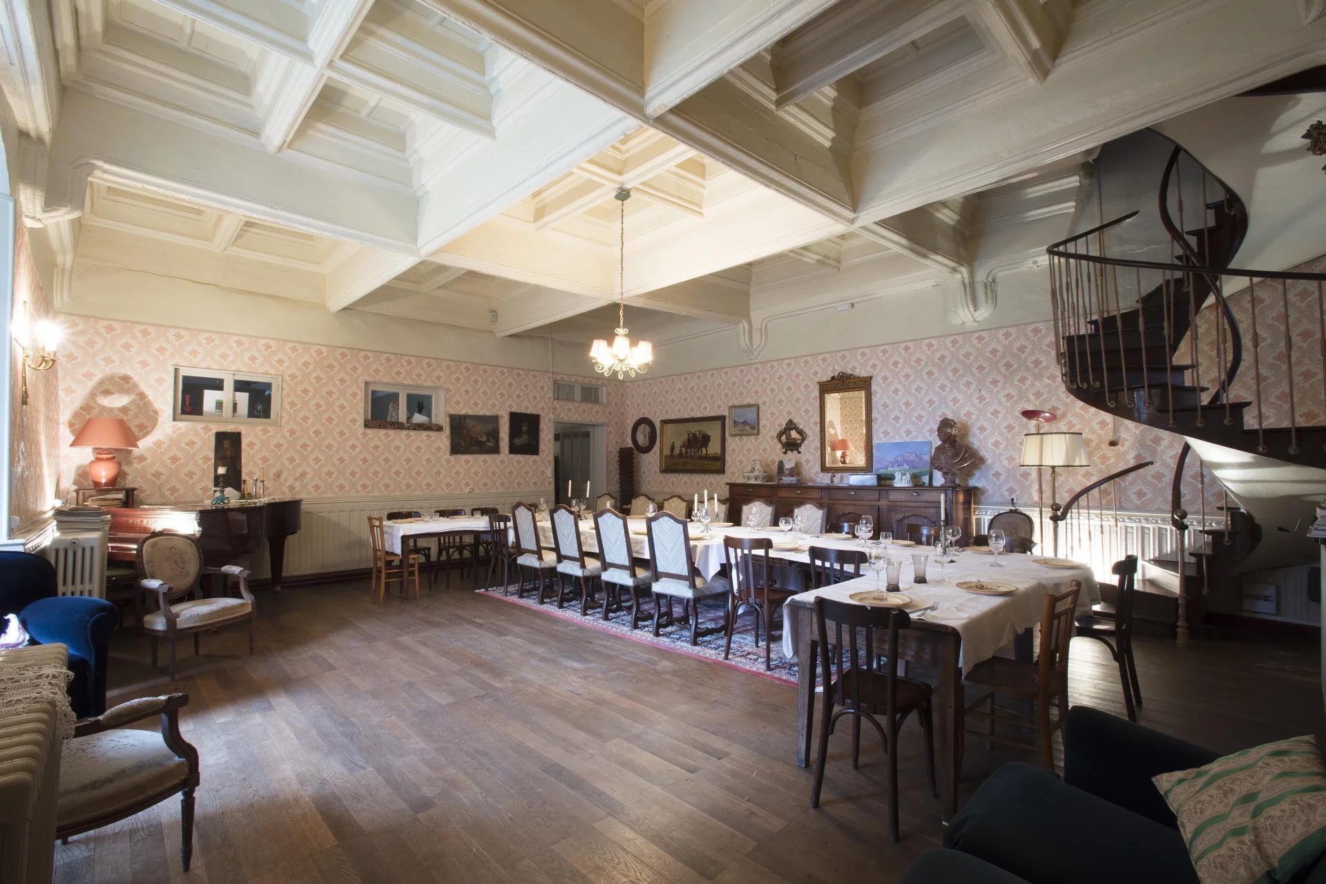 Chateau With Medieval Origins, Mh Listed